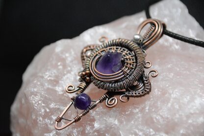 "Amulet vnitřního klidu" se surovým krystalem fluoritu - Obrázek 3
